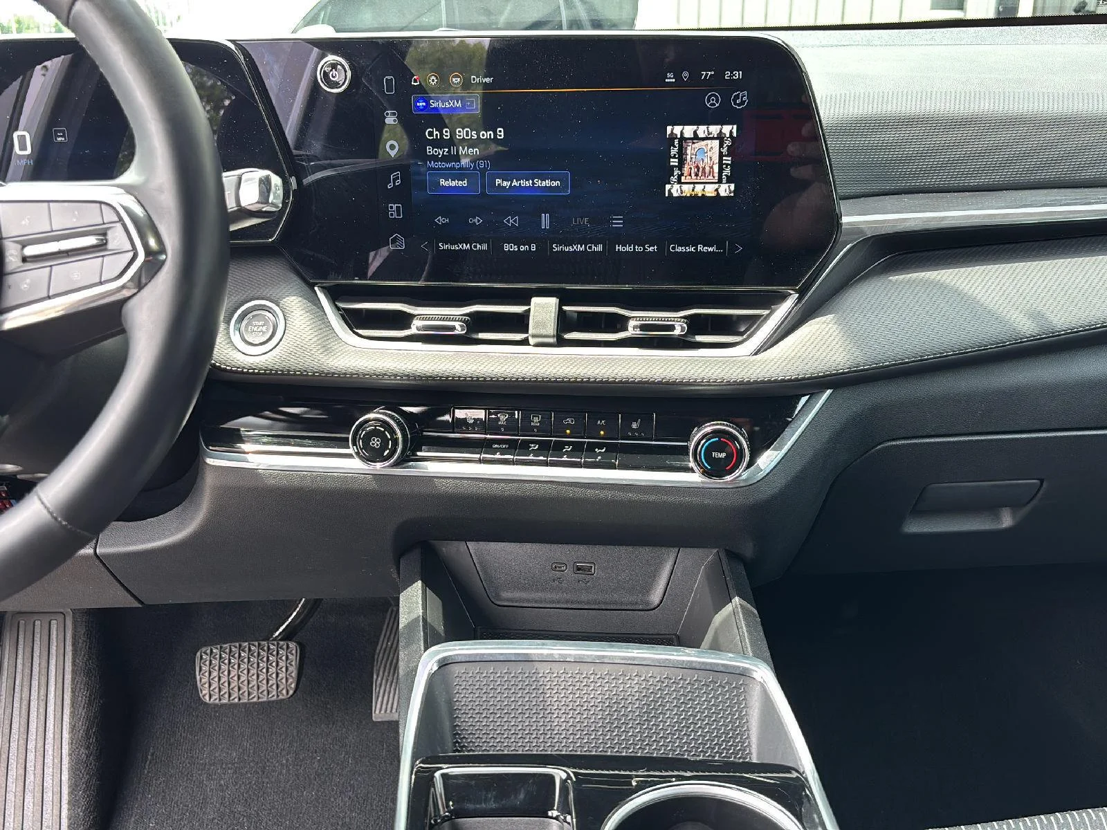Used 2025 Sterling Gray Metallic Chevrolet LT image 19