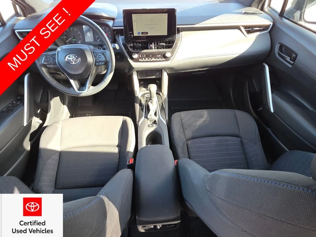Used 2025 Silver Toyota Hybrid SE image 4