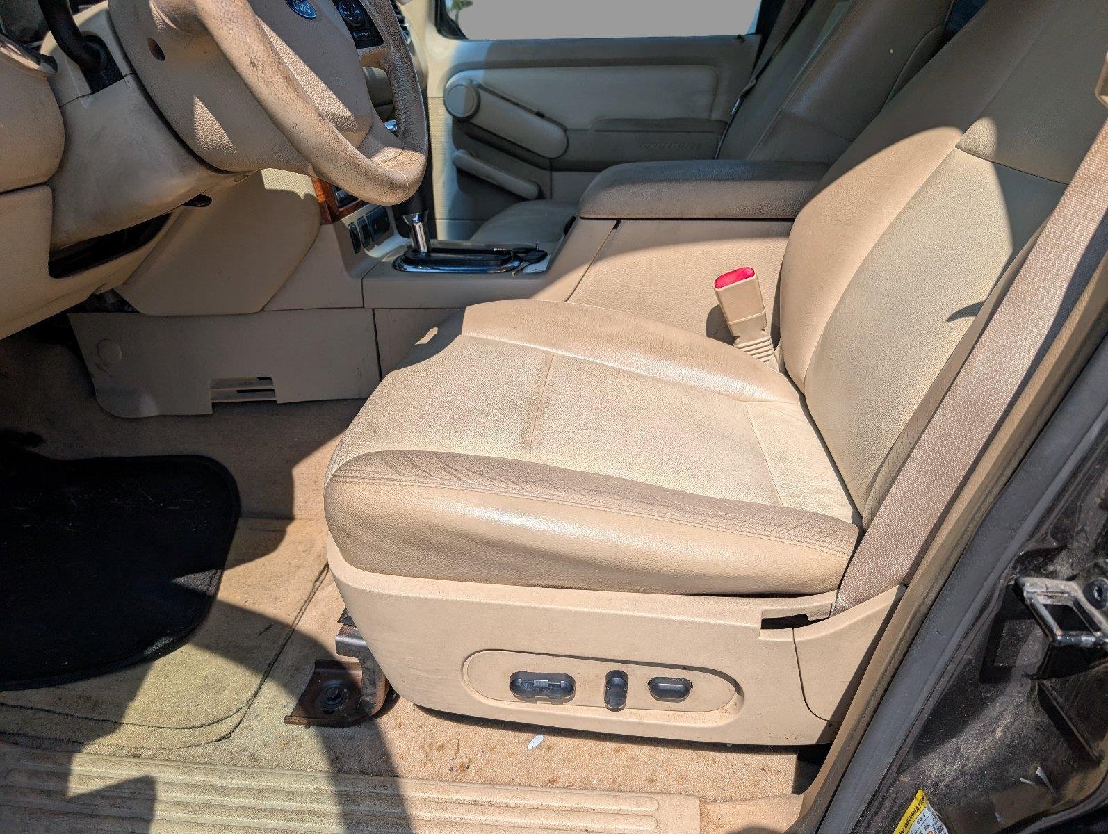 Used 2006 Mineral Grey Metallic Ford Eddie Bauer image 14