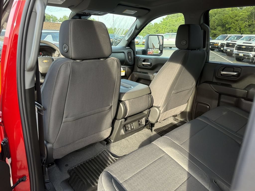 2026 Chevrolet Silverado 2500 HD Custom - Photo 10