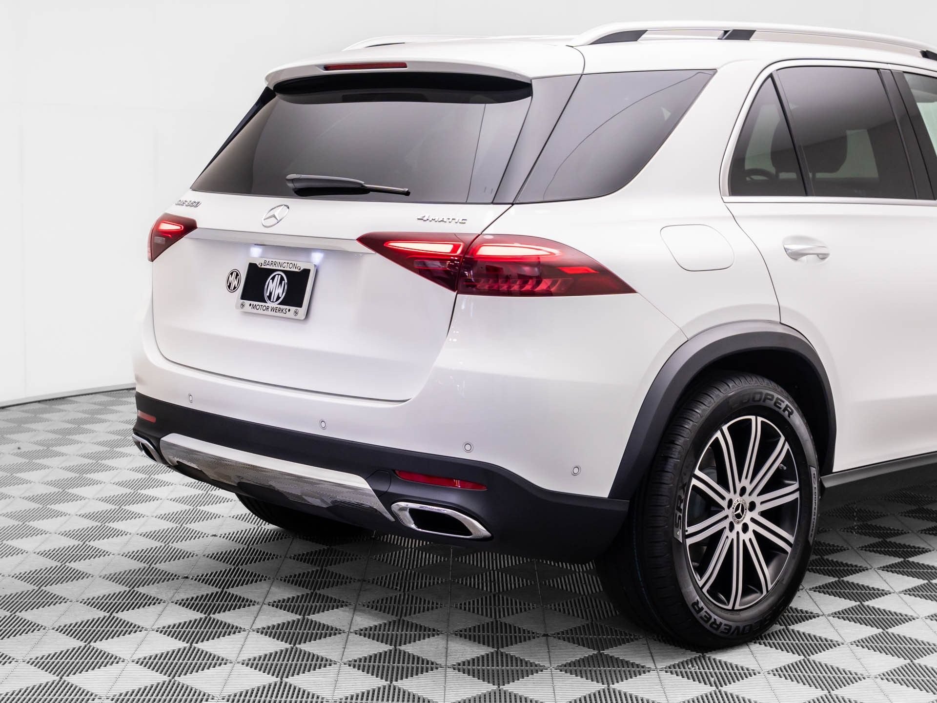 New 2026 Polar White Mercedes-Benz GLE 350 image 73