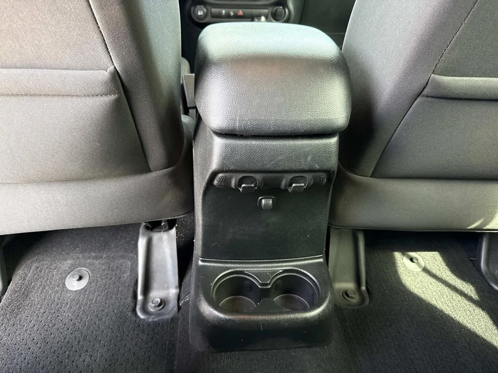 Used 2017 Gray Jeep Unlimited Sport image 23