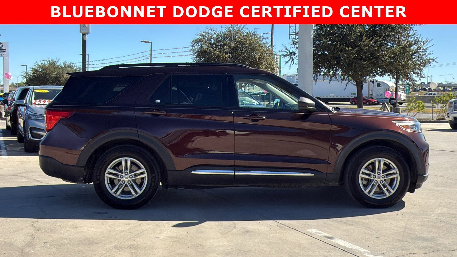 2020 Ford Explorer XLT photo 3