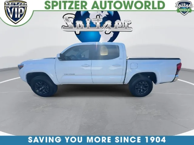 Used 2023 White Toyota SR5 image 11