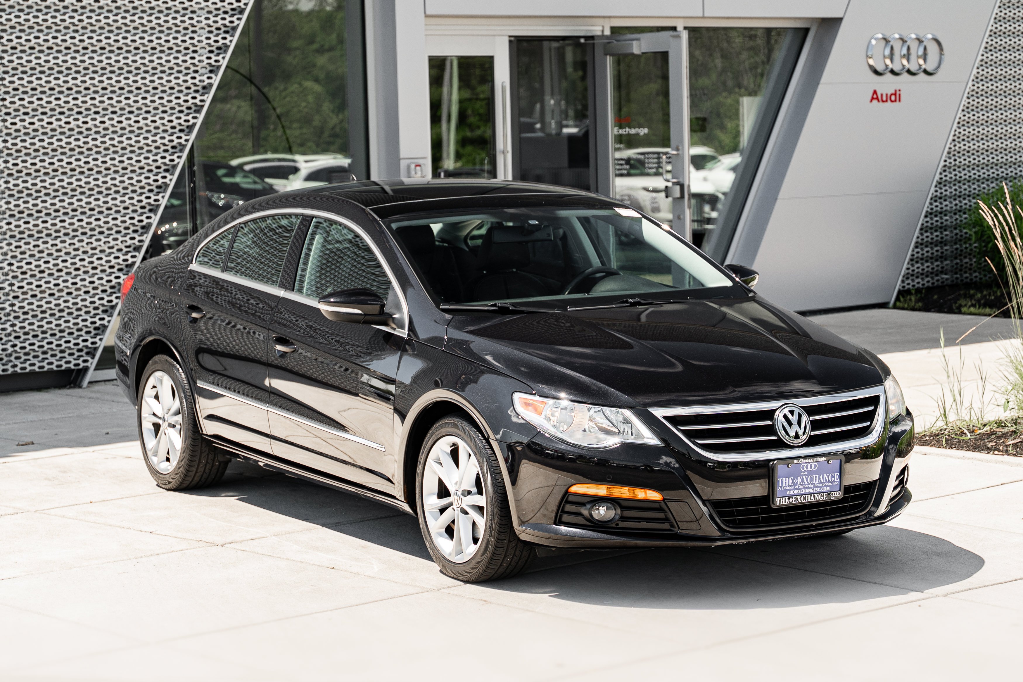 Used 2009 Volkswagen CC Luxury with VIN WVWHL73C19E549179 for sale in St. Charles, IL