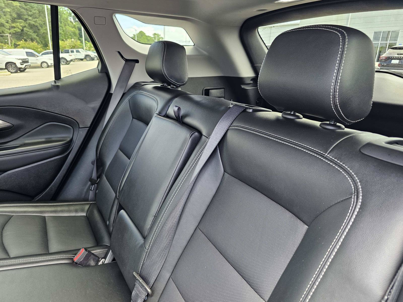Used 2024 Sterling Metallic GMC SLT image 32
