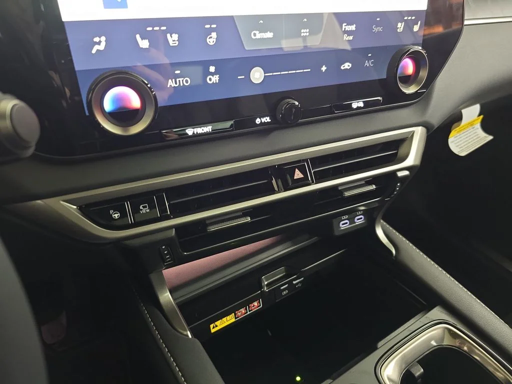 New 2026 Iridium Lexus PREMIUM PLUS image 23