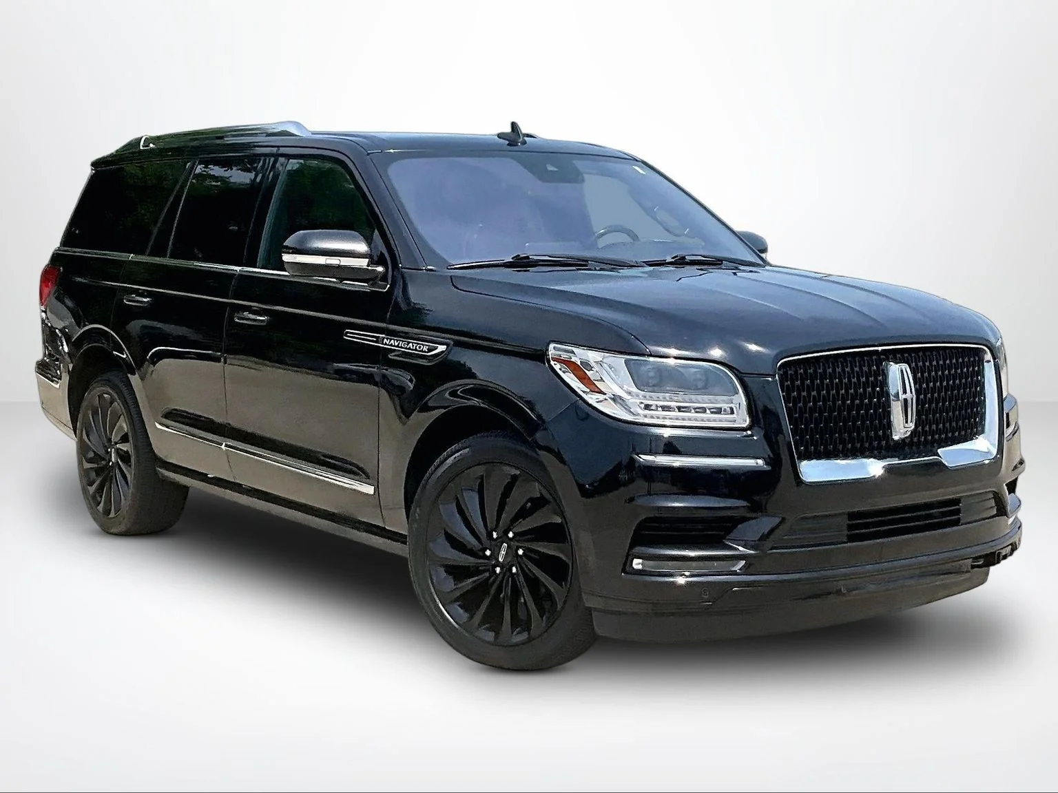 Used 2020 Black Lincoln Reserve image 12