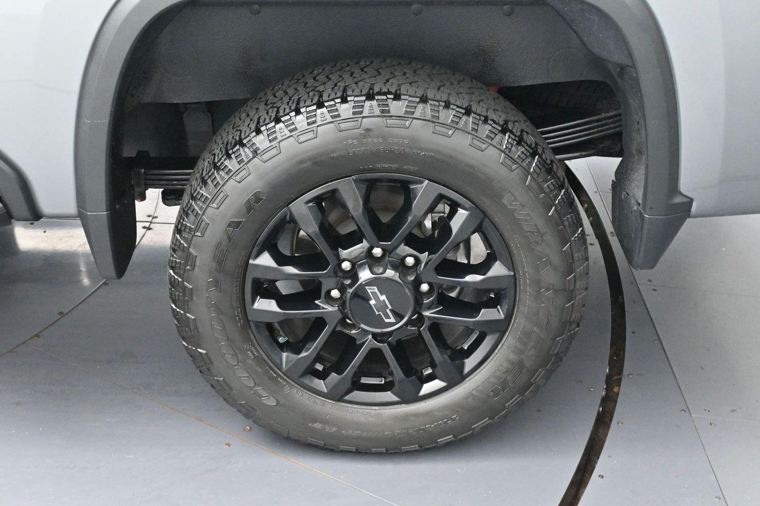 Used 2025 Sterling Gray Metallic Chevrolet Custom image 30