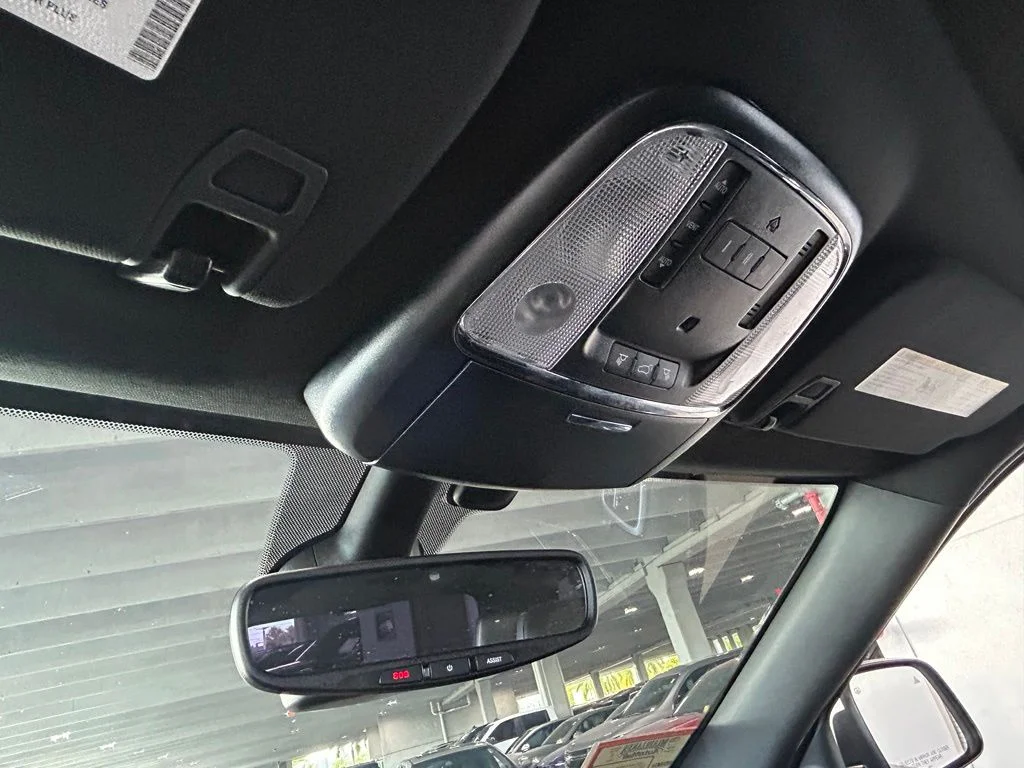Used 2020 Bright White Clearcoat Jeep Altitude image 25
