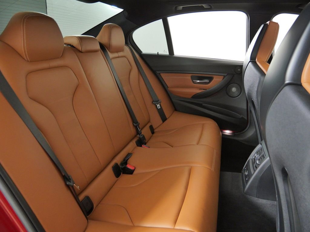 Used 2018 Sakhir Orange II Metallic BMW Base image 27
