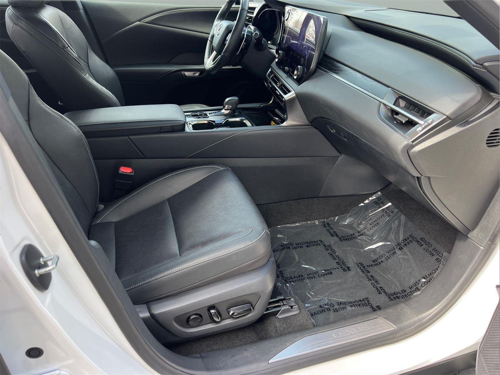 2024 Lexus RX 350 - Photo 14