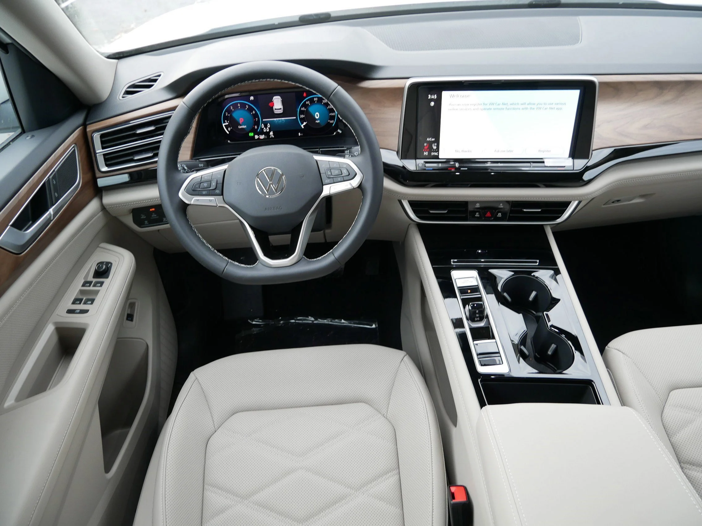 New 2026 Opal White Pearl Volkswagen 2.0T SE w/Technology image 9