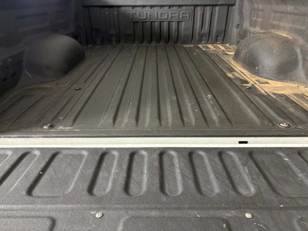 Used 2019 White Toyota SR5 image 36