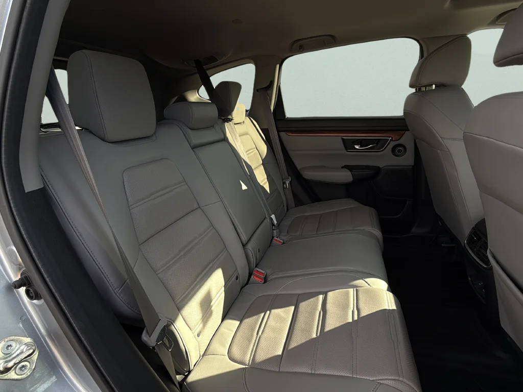 Used 2017 Silver Honda Touring image 21