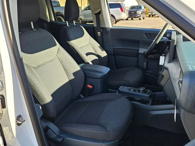 New 2026 Oxford White Ford XL image 14