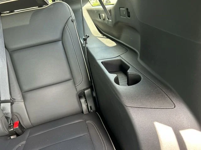 2024 GMC Yukon XL SLT - Photo 25