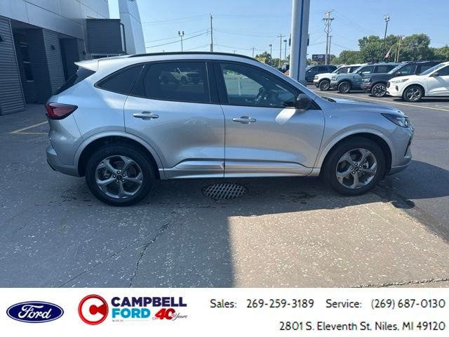 Certified Used 2023 Iconic Silver Metallic Ford ST-Line image 2