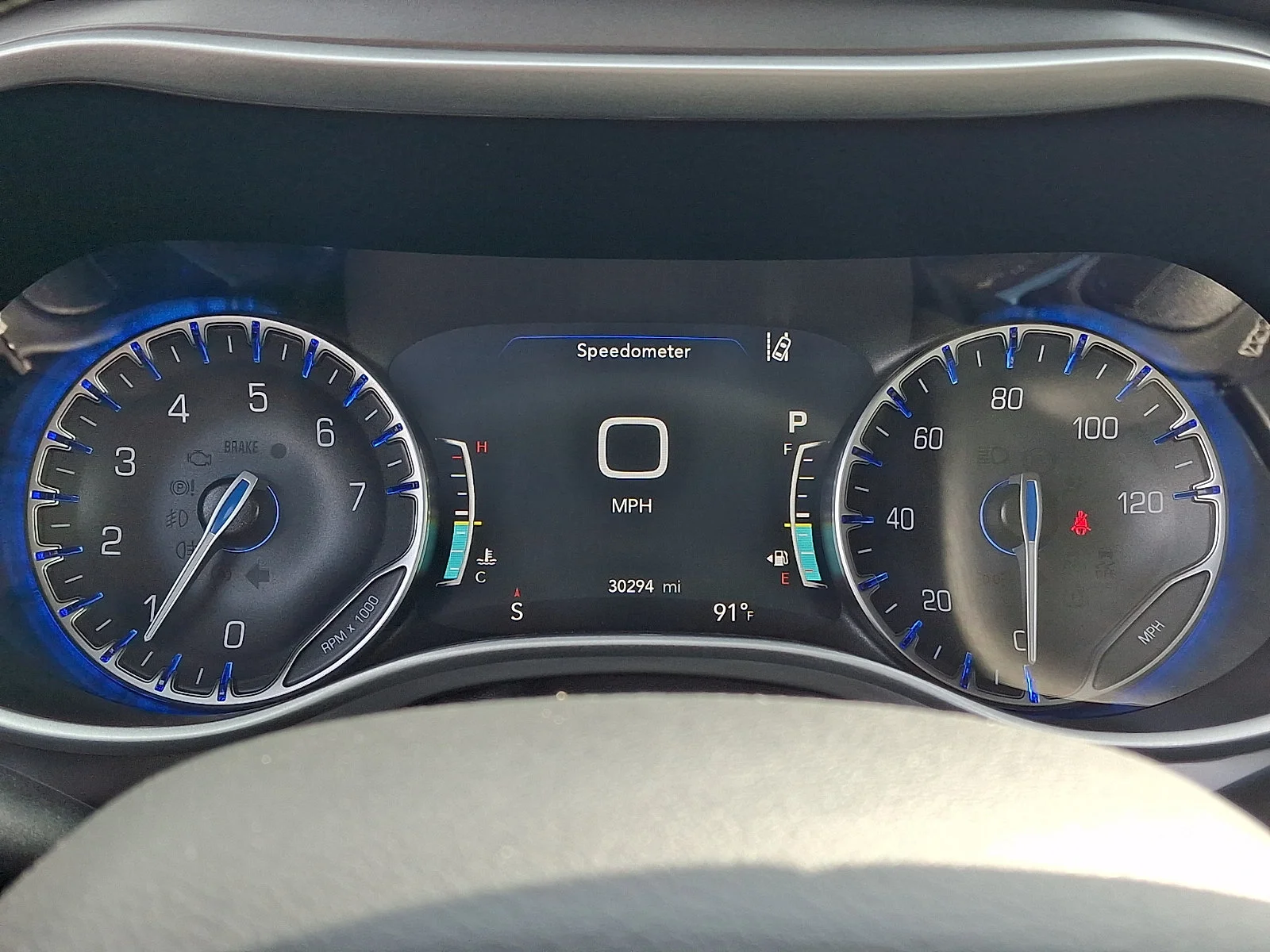 Used 2025 White Chrysler Select image 19