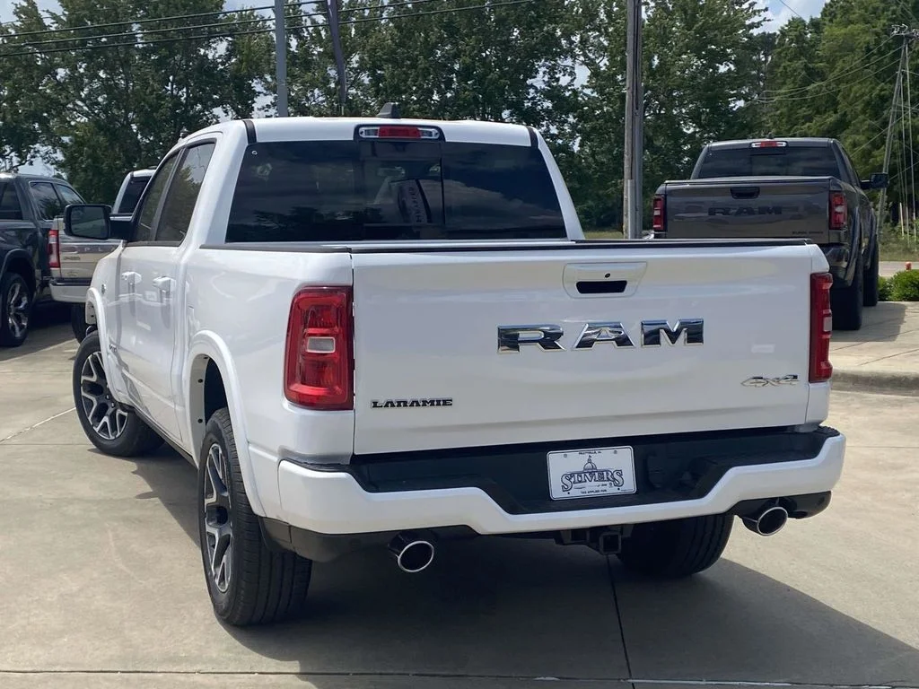 New 2026 Bright White Clear-Coat Exterior Paint RAM Laramie image 35