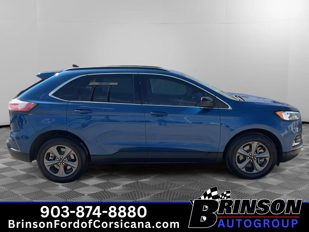 Used 2022 Atlas Blue Metallic Ford SEL image 8
