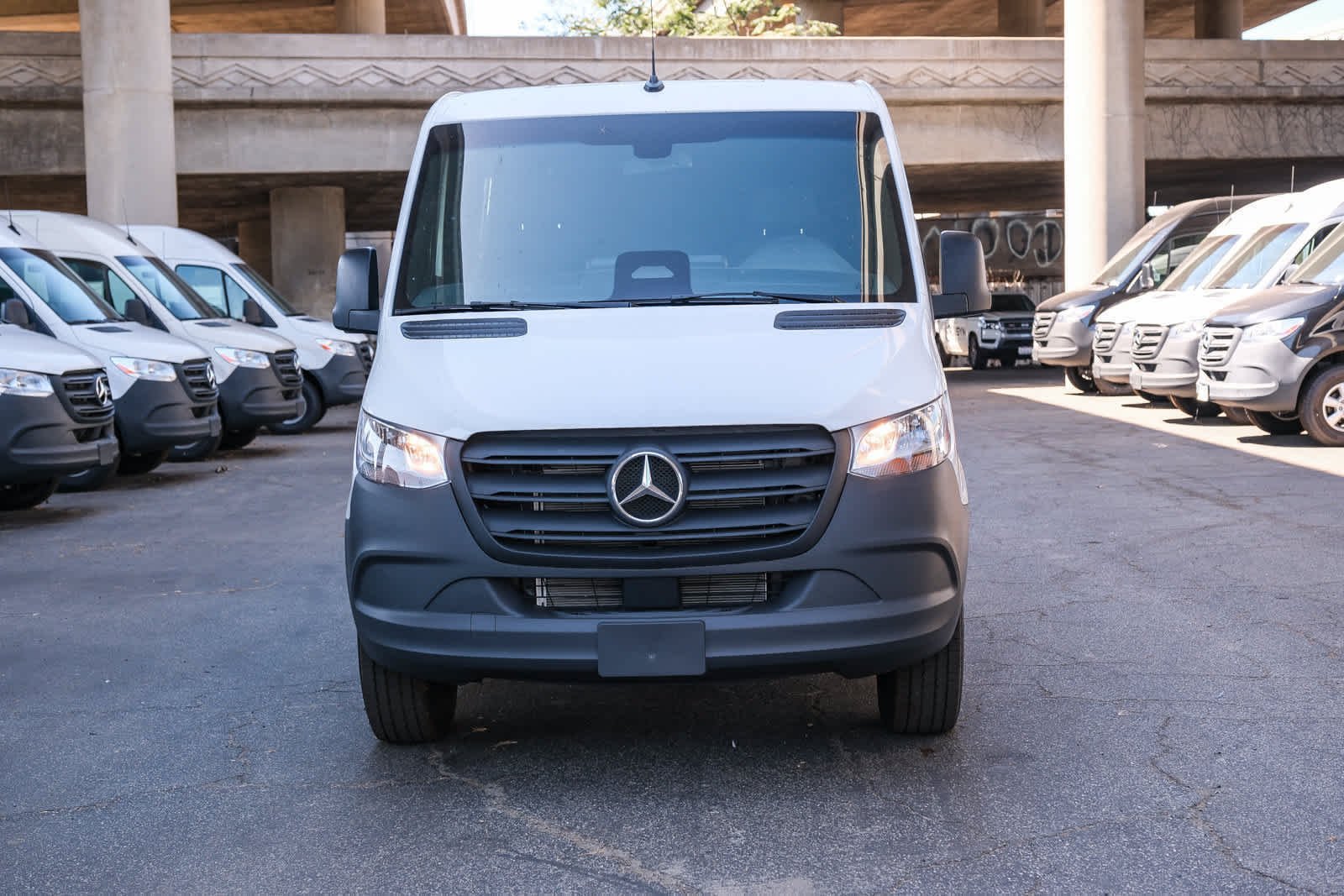 New 2026 Arctic+White Mercedes-Benz Cargo 144 WB  RWD 2.0L 4-Cylinder image 2
