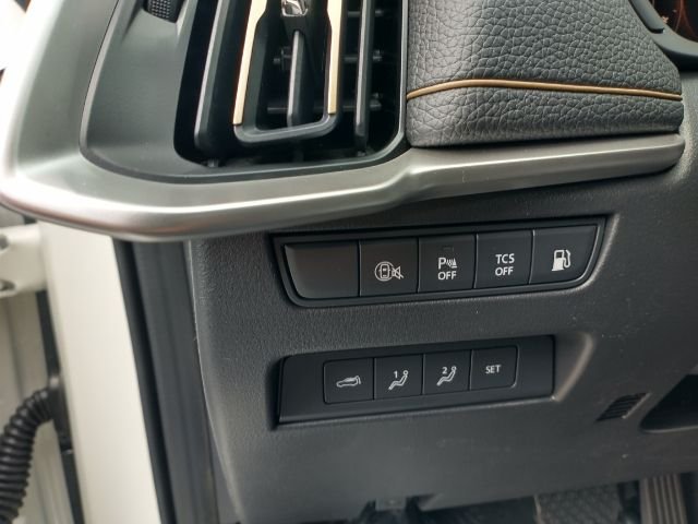 2025 Mazda CX-70 Premium Package - Photo 18