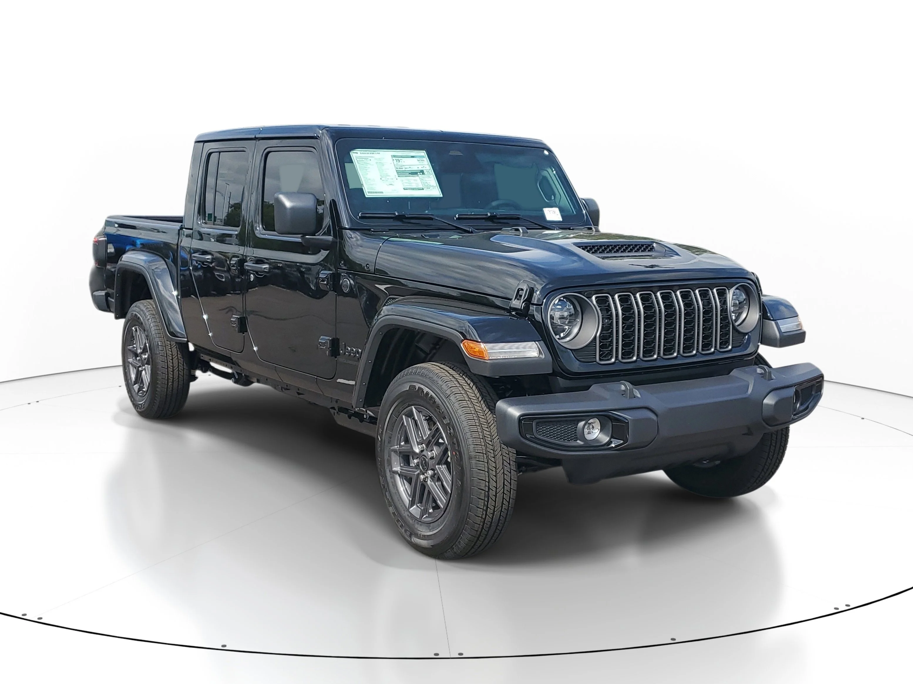 2026 Jeep Gladiator Sport S Auto's photo