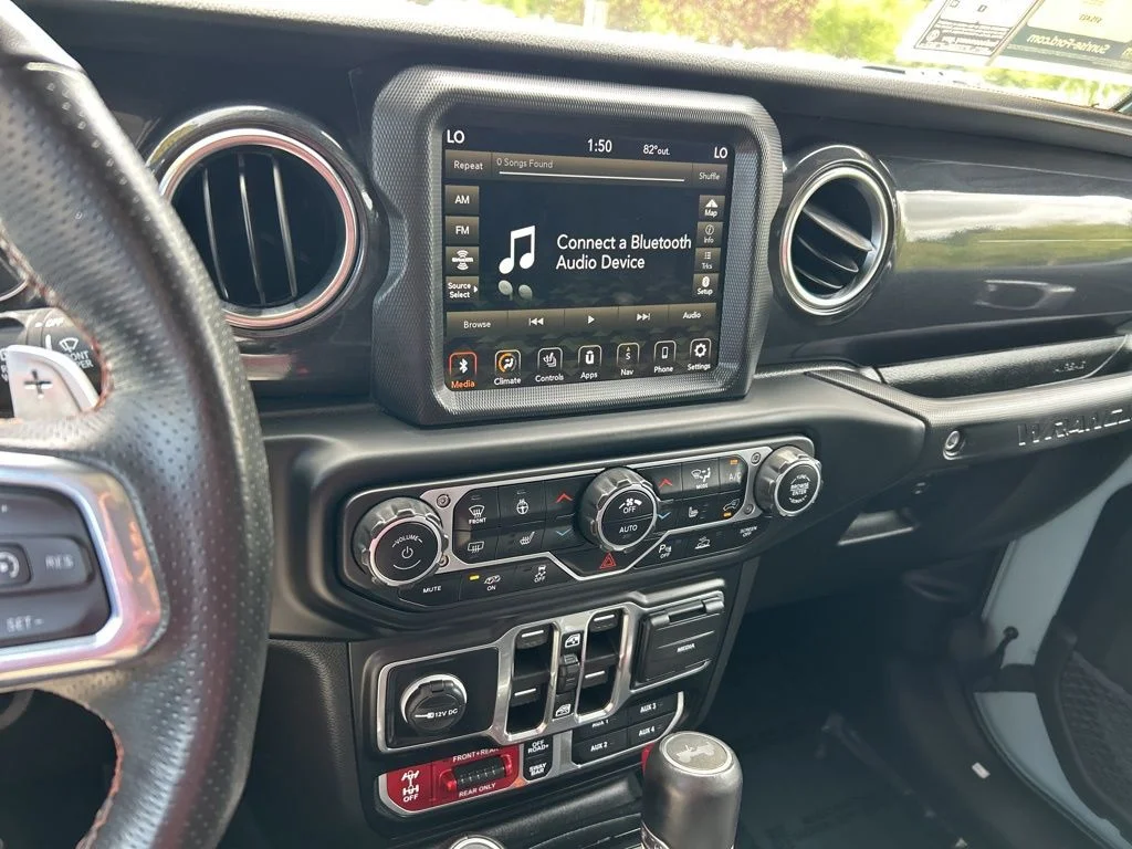 Certified Used 2023 Earl Clearcoat Jeep Rubicon 392 image 26