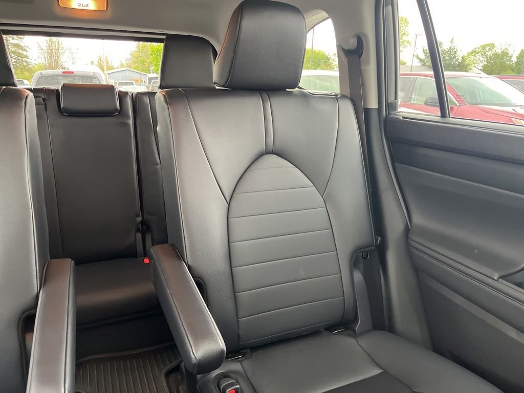 Used 2026  Toyota XLE image 15