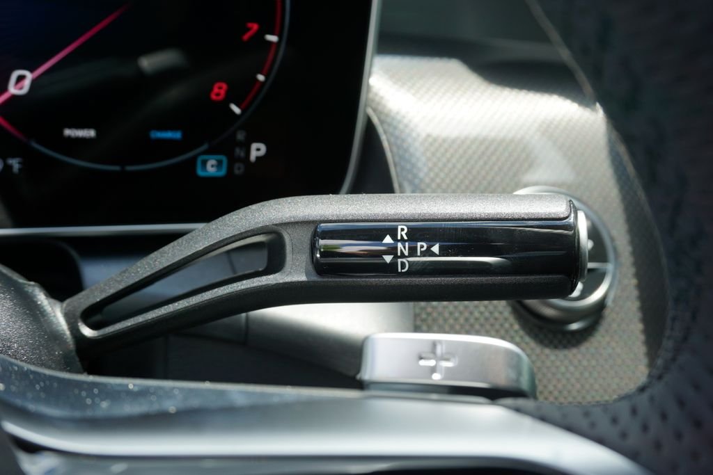 2025 Mercedes-Benz GLC Base - Photo 28