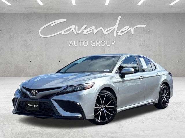Used 2021 Silver Toyota SE image 1
