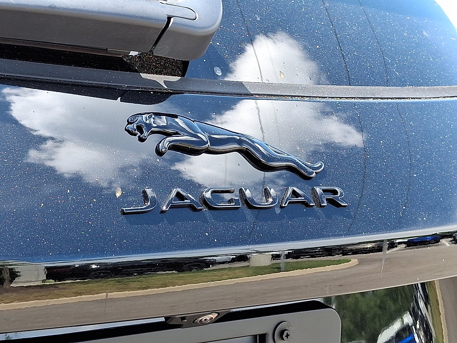 2026 Jaguar F-Pace R-Dynamic S - Photo 17