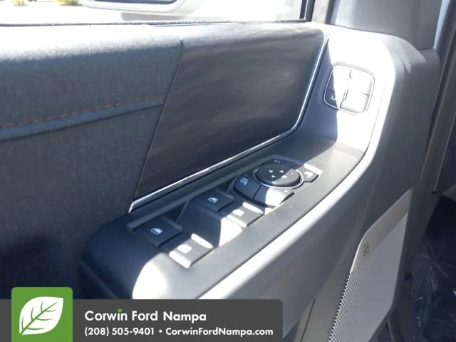 New 2026 Oxford White Ford Lariat image 11