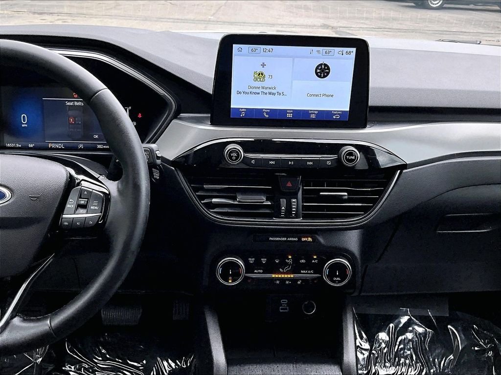 Used 2023 White Metallic Ford Active image 18
