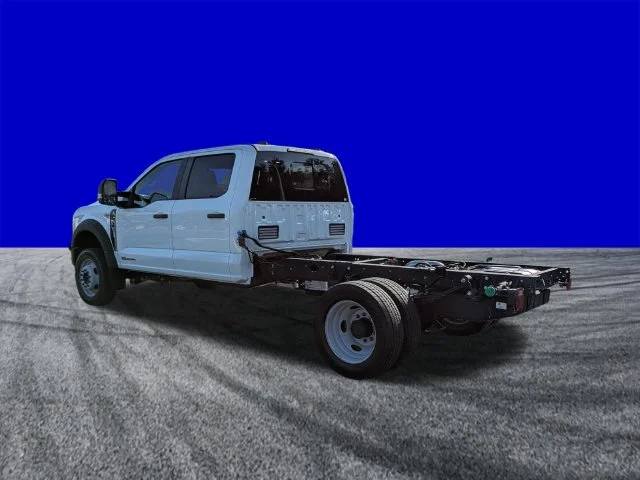 New 2026 Oxford White Ford F-450® XL image 6