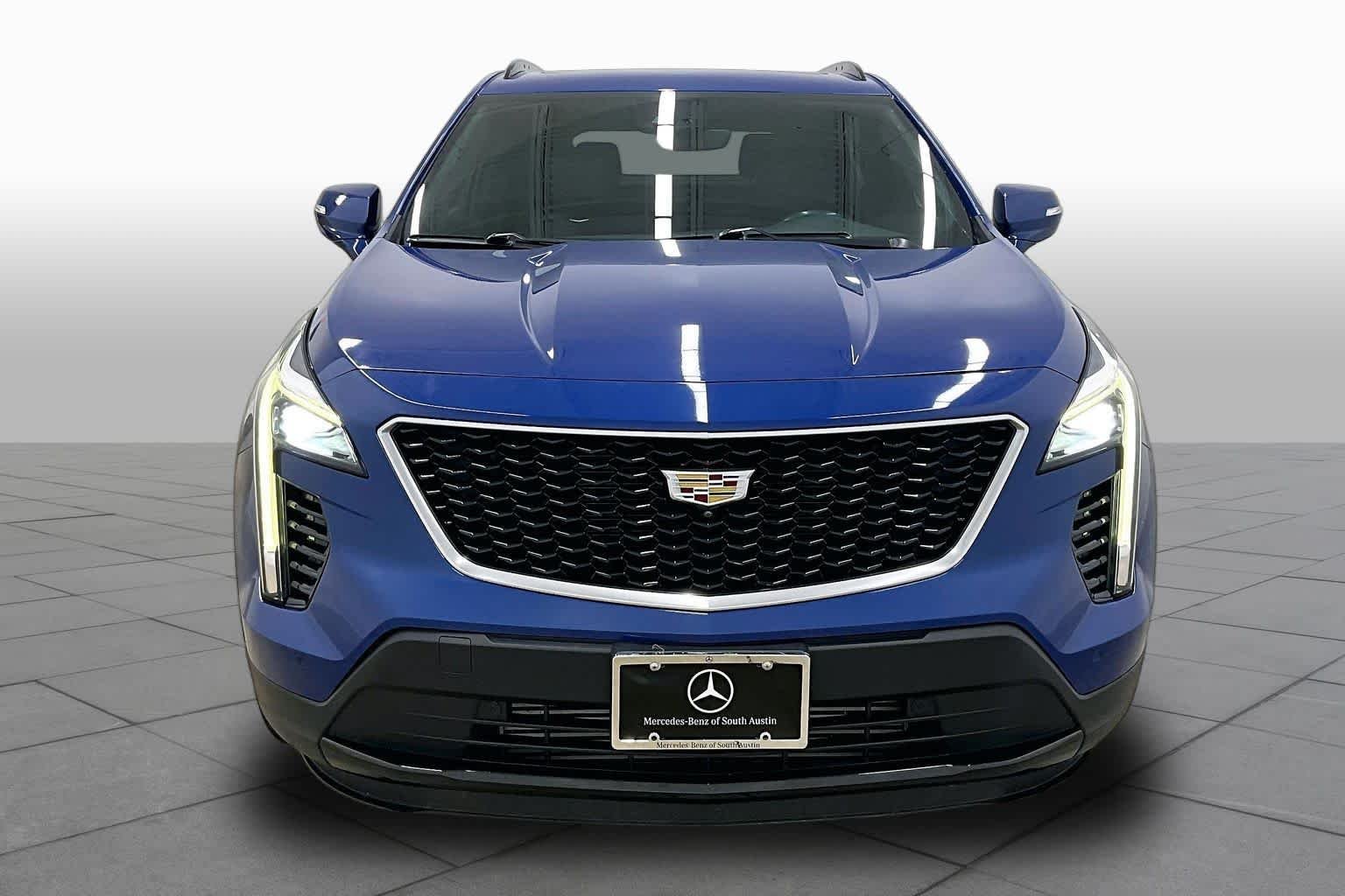 Used 2023 Wave Metallic Cadillac FWD Sport image 3