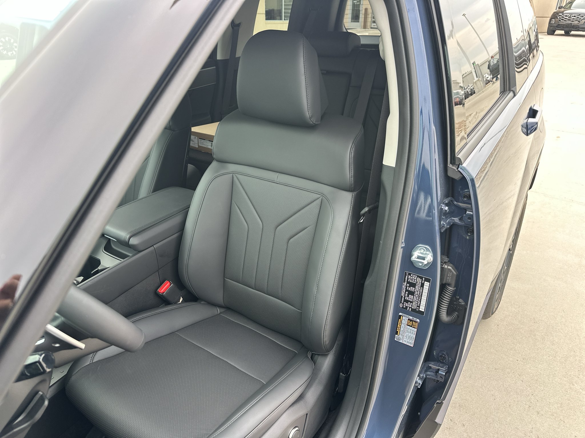 New 2027 Atlantis Blue Hyundai SEL image 27