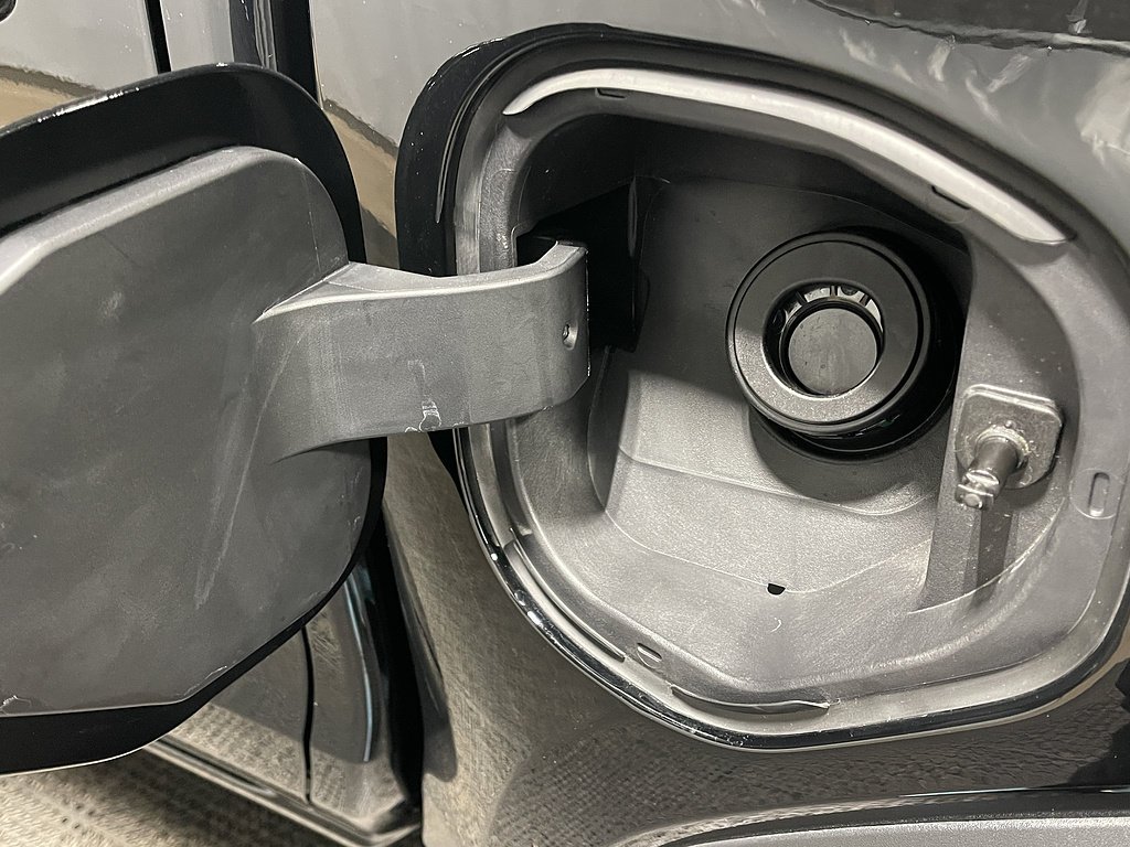 2026 GMC Canyon AT4 - Photo 15