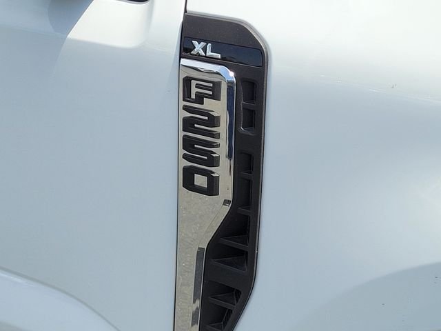 New 2026 Oxford White Ford F-250® XL image 49