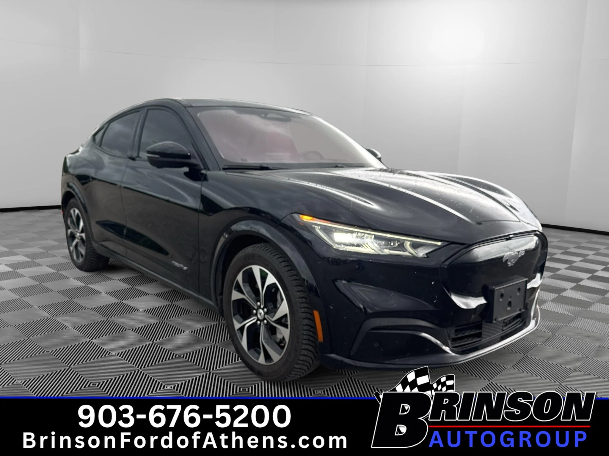 Used 2021 Shadow Black Ford Premium image 3