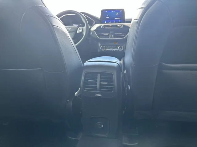 Used 2022 White Ford SEL image 22
