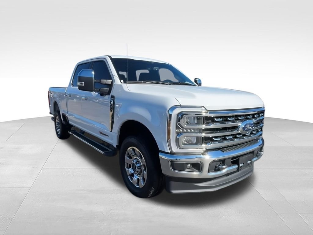 Used 2024 White Ford Lariat image 3