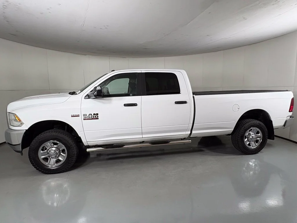 Used 2016 White Ram SLT image 5