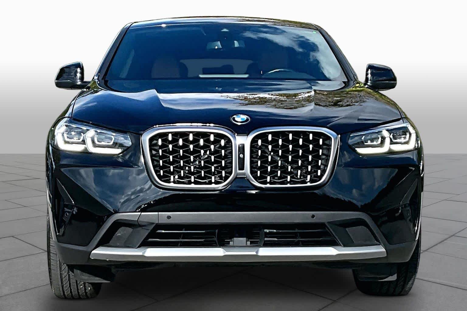 Used 2022 Jet Black BMW xDrive30i image 3