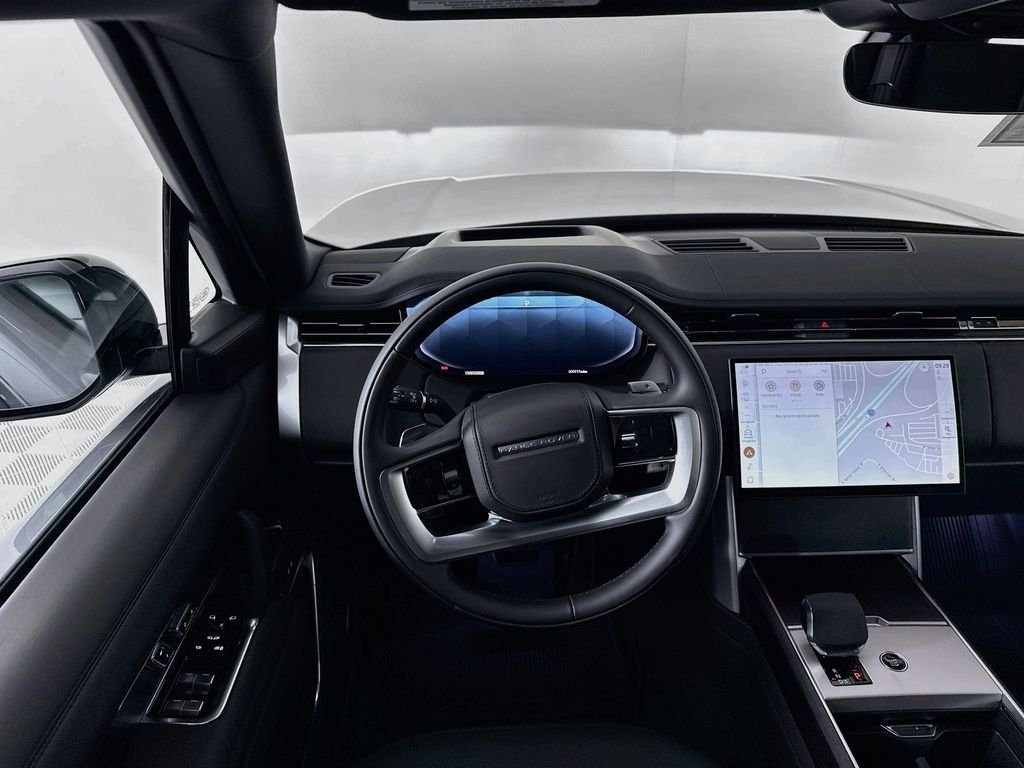 New 2026 Eiger Grey Land Rover SE image 23