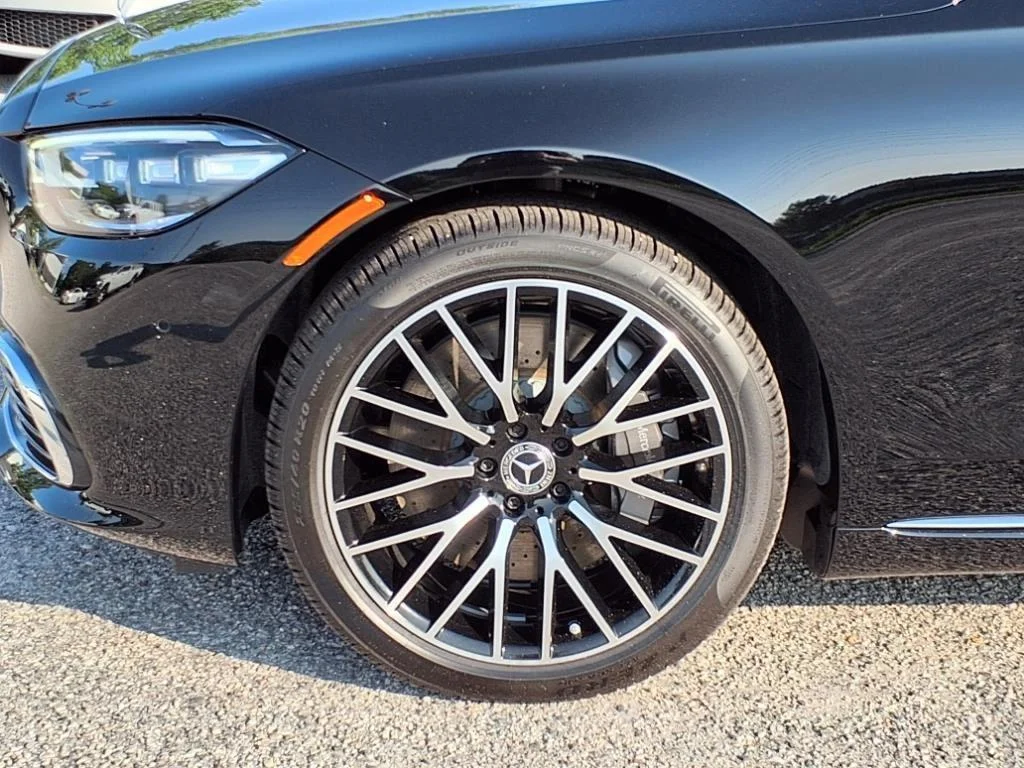 2025 Mercedes-Benz S-Class S 580 - Photo 13