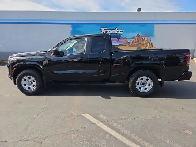 Used 2022 Black Nissan S image 5