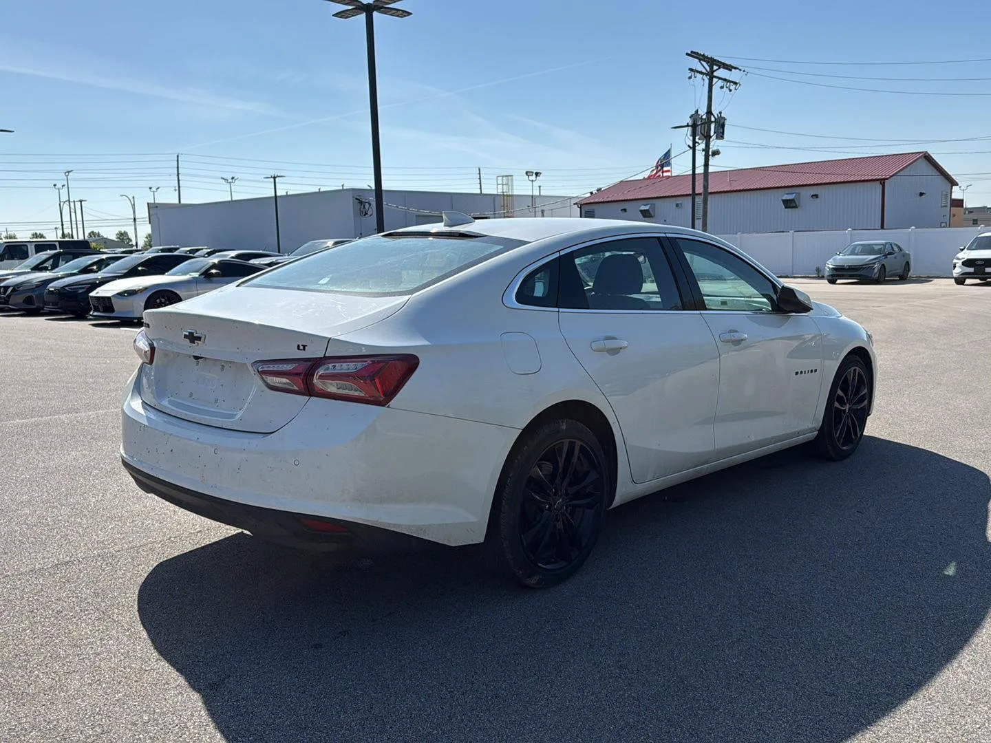 Used 2024 Summit White Chevrolet 1LT image 3