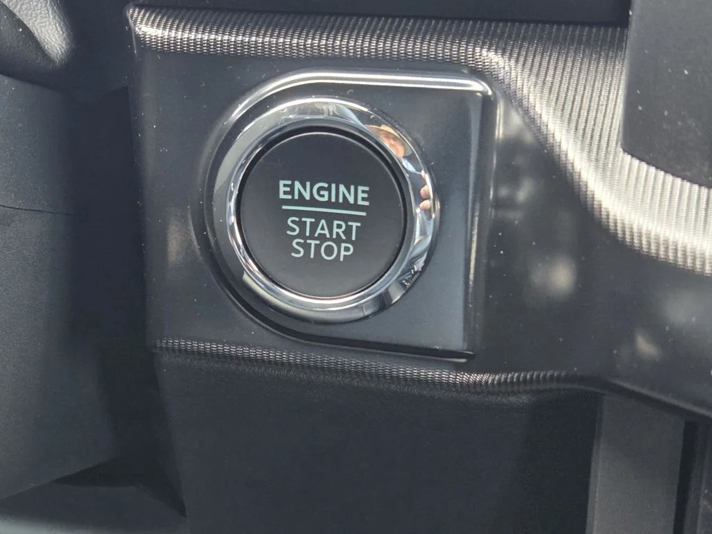 New 2026 Iconic Silver Metallic Ford Lariat® image 17